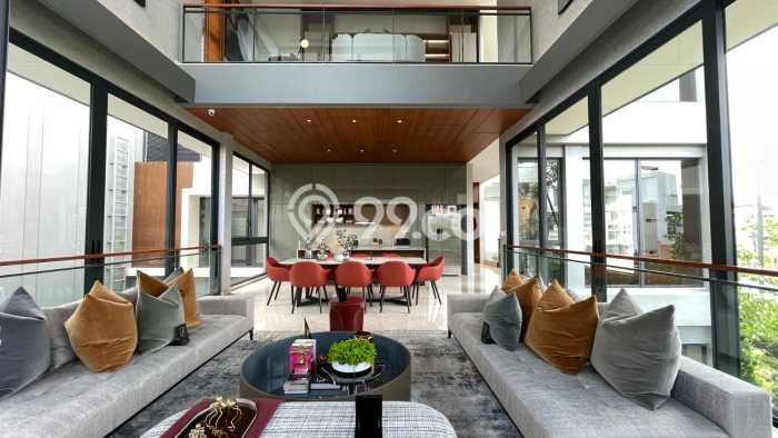 Rumah Elit Modern Siap Huni di BSD City Tangerang Rumah Elit Modern Siap Huni di BSD City Tangerang