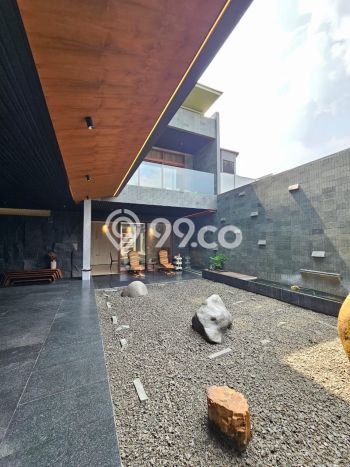 Rumah Mewah LB 800m2 Siap Huni Desain Elegan di Gading Serpong, Tangerang Rumah Mewah LB 800m2 Siap Huni Desain Elegan di Gading Serpong, Tangerang