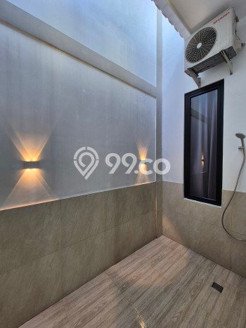 Dijual Rumah Luas Megah Dengan View Eksklusif di Gading Serpong, Tangerang Dijual Rumah Luas Megah Dengan View Eksklusif di Gading Serpong, Tangerang
