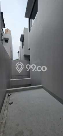 Rumah Elit Modern Siap Huni di BSD City Tangerang Rumah Elit Modern Siap Huni di BSD City Tangerang