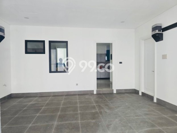 Ready to Use! Premium House LT 420m2 Desain Modern di Alam Sutera Ready to Use! Premium House LT 420m2 Desain Modern di Alam Sutera