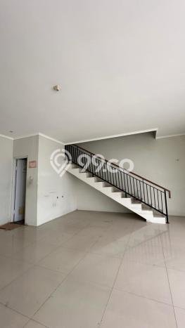 LOKASI PREMIUM! Gudang Kawasan Cikupa, Luas 216m2m², Mainroad, Area Komersial LOKASI PREMIUM! Gudang Kawasan Cikupa, Luas 216m2m², Mainroad, Area Komersial