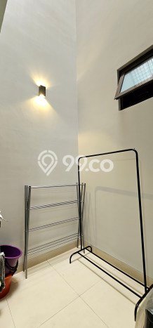 Rumah Mewah LB 198m2 Siap Huni Desain Elegan di BSD City, Tangerang Rumah Mewah LB 198m2 Siap Huni Desain Elegan di BSD City, Tangerang