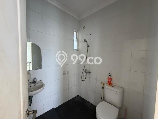 Dijual Rumah Luas Elegan Dengan View Cantik di Gading Serpong, Tangerang Dijual Rumah Luas Elegan Dengan View Cantik di Gading Serpong, Tangerang