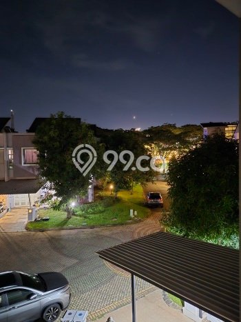 Dijual Rumah Luas Megah Dengan View Eksklusif di Gading Serpong, Tangerang Dijual Rumah Luas Megah Dengan View Eksklusif di Gading Serpong, Tangerang