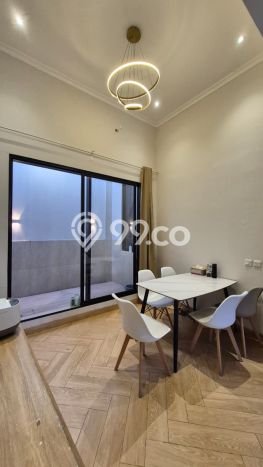 Dijual Rumah Luas Megah Dengan View Eksklusif di Gading Serpong, Tangerang Dijual Rumah Luas Megah Dengan View Eksklusif di Gading Serpong, Tangerang
