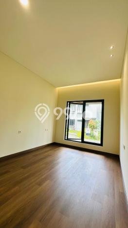 Siap Huni Hunian Elit 4 Kamar di BSD Dekat ke Mana Pun Siap Huni Hunian Elit 4 Kamar di BSD Dekat ke Mana Pun