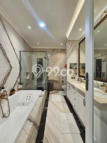 Dijual Rumah Luas Elegan Dengan View Eksklusif di BSD City, Tangerang Dijual Rumah Luas Elegan Dengan View Eksklusif di BSD City, Tangerang