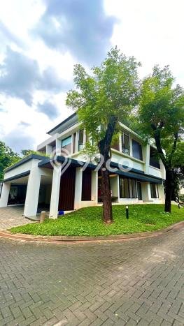 Siap Huni Hunian Elit 4 Kamar di BSD Dekat ke Mana Pun Siap Huni Hunian Elit 4 Kamar di BSD Dekat ke Mana Pun