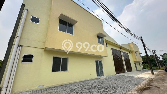 Jual Gudang Kawasan Premium di Tangerang, Luas 380m2m², Jalan Utama Jual Gudang Kawasan Premium di Tangerang, Luas 380m2m², Jalan Utama