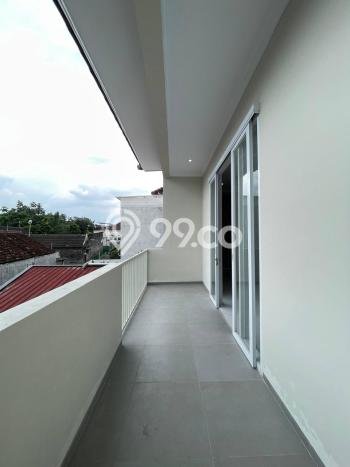 HARGA SPESIAL! Rumah Modern di Mlati, Sleman, LT 191m2m² LB 120m2m² Bisa Nego! HARGA SPESIAL! Rumah Modern di Mlati, Sleman, LT 191m2m² LB 120m2m² Bisa Nego!