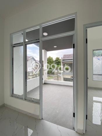 Dijual Rumah 3 Kamar Lokasi Ideal Nyaman dan Strategis di Ciracas Dijual Rumah 3 Kamar Lokasi Ideal Nyaman dan Strategis di Ciracas
