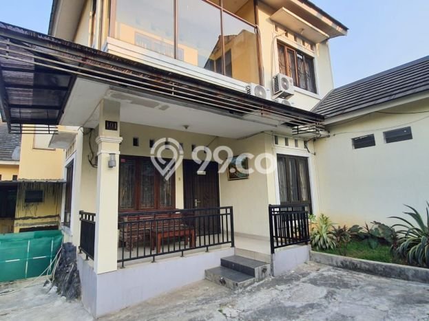 Hunian Mewah LB 250m2 Siap Huni Desain Elegan di Kampung Rambutan, Jakarta Timur Hunian Mewah LB 250m2 Siap Huni Desain Elegan di Kampung Rambutan, Jakarta Timur