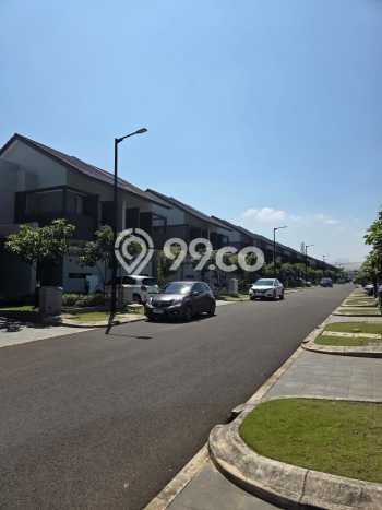 Jual Rumah Mewah Megah Dengan View Cantik di Summarecon Bandung, Bandung Jual Rumah Mewah Megah Dengan View Cantik di Summarecon Bandung, Bandung