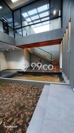 Hunian Mewah LB 580m2 Siap Huni Desain Elegan di Summarecon Bandung, Bandung Hunian Mewah LB 580m2 Siap Huni Desain Elegan di Summarecon Bandung, Bandung
