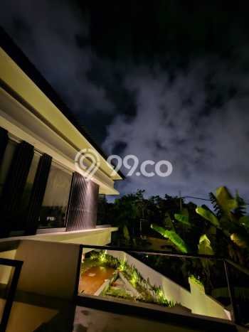 LOKASI STRATEGIS! Vila di Canggu, Area 250m², Pemandangan Indah di area LOKASI STRATEGIS! Vila di Canggu, Area 250m², Pemandangan Indah di area
