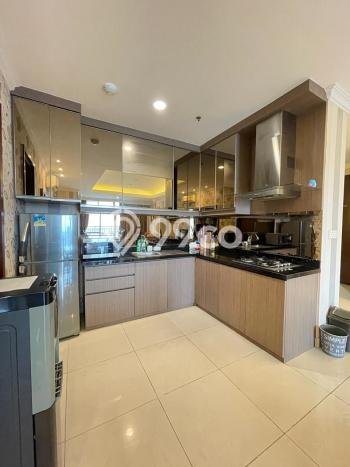 Apartemen Sewa 3 Kamar Murah Siap Huni di Jakarta Selatan, Luas 135m2 Apartemen Sewa 3 Kamar Murah Siap Huni di Jakarta Selatan, Luas 135m2