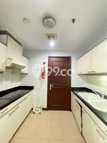 Apartemen Disewakan 3 Kamar Murah Siap Huni di Jakarta Selatan, Luas 170m2 Apartemen Disewakan 3 Kamar Murah Siap Huni di Jakarta Selatan, Luas 170m2