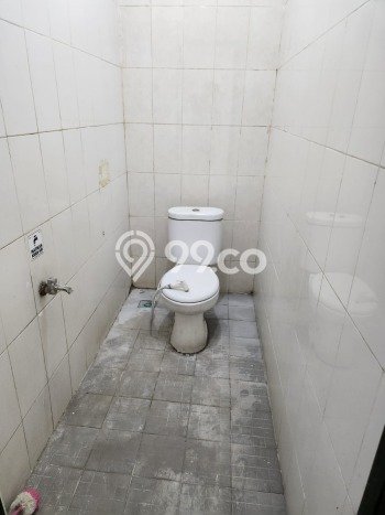 Untuk Dijual! Ruko di Raya A Yani Surabaya LT 67m2 / LB 202m2 Kawasan Bisnis Untuk Dijual! Ruko di Raya A Yani Surabaya LT 67m2 / LB 202m2 Kawasan Bisnis