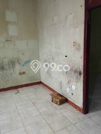 Dijual Rumah Strategis Bagus Punya 5 KT di Wonocolo Surabaya SHM Dijual Rumah Strategis Bagus Punya 5 KT di Wonocolo Surabaya SHM