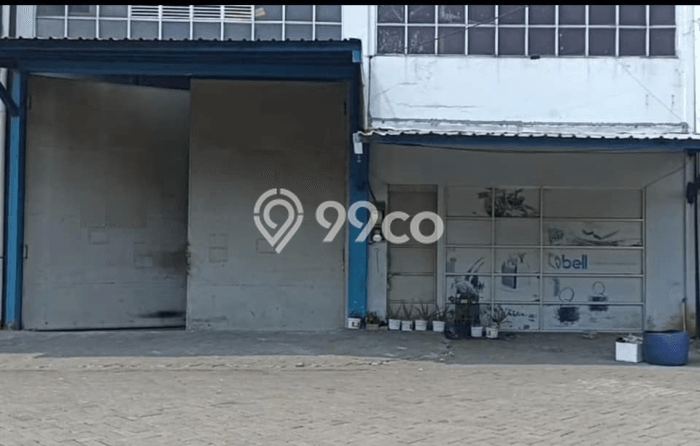 Gudang Area Premium di Sidoarjo, Luas 450m2m², Ramai Gudang Area Premium di Sidoarjo, Luas 450m2m², Ramai