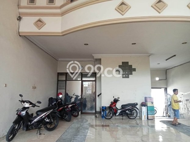 Unit Ruko Dijual di Surabaya LT 288m2 & LB 288m2 Unit Ruko Dijual di Surabaya LT 288m2 & LB 288m2