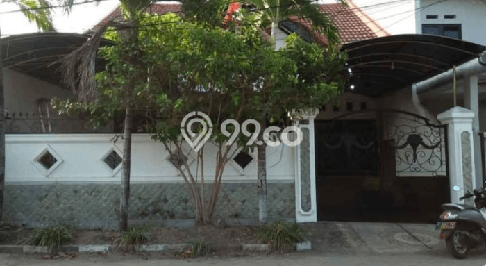 Rumah Strategis Modern Lb 200m2 di Rungkut, Surabaya Rumah Strategis Modern Lb 200m2 di Rungkut, Surabaya
