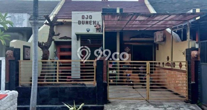 SPECIAL PRICE! Rumah Strategis lokasi Rungkut, LT 119m2m² LB 50m2m² SPECIAL PRICE! Rumah Strategis lokasi Rungkut, LT 119m2m² LB 50m2m²