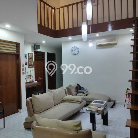Dijual Hunian Rumah Terawat 4 KT di Mekarsari, Depok Dijual Hunian Rumah Terawat 4 KT di Mekarsari, Depok