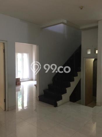 Rumah Modern 3 KT di Raffles Hills Jakarta Timur Unfurnished Rumah Modern 3 KT di Raffles Hills Jakarta Timur Unfurnished