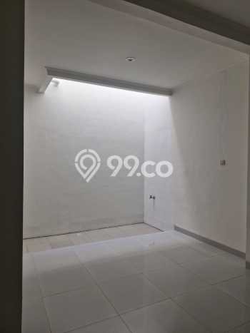Rumah Minimalis 3 KT di Kota Wisata Jakarta Timur Unfurnished Rumah Minimalis 3 KT di Kota Wisata Jakarta Timur Unfurnished