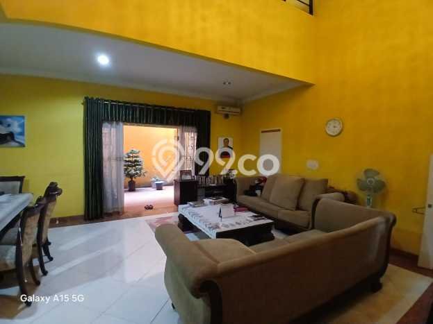 Dijual Rumah Luas Elegan Dengan View Eksklusif di Raffles Hills, Jakarta Timur Dijual Rumah Luas Elegan Dengan View Eksklusif di Raffles Hills, Jakarta Timur