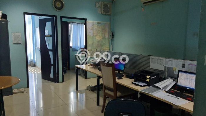 Area Ramai! Ruko Dijual di Pancoran Mas untuk Bisnis Luas Bangunan 220m2 Area Ramai! Ruko Dijual di Pancoran Mas untuk Bisnis Luas Bangunan 220m2