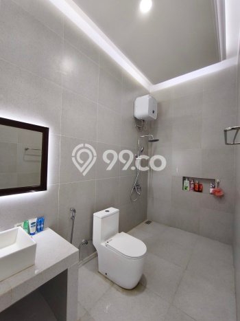 Ready to Use! Premium House LT 240m2 Desain Elegan di Citra Grand Ready to Use! Premium House LT 240m2 Desain Elegan di Citra Grand