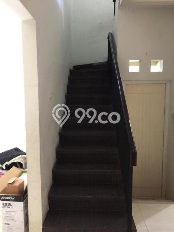 Rumah Modern 3 KT di Raffles Hills Jakarta Timur Unfurnished Rumah Modern 3 KT di Raffles Hills Jakarta Timur Unfurnished
