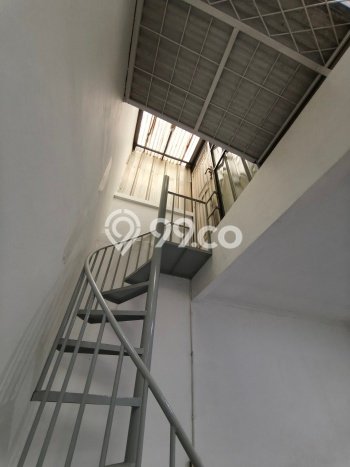 Rumah Minimalis 3 KT di Kota Wisata Jakarta Timur Unfurnished Rumah Minimalis 3 KT di Kota Wisata Jakarta Timur Unfurnished