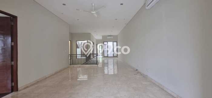 Rumah sewa siap huni 5 KT di Kemang, Jakarta Selatan Rumah sewa siap huni 5 KT di Kemang, Jakarta Selatan