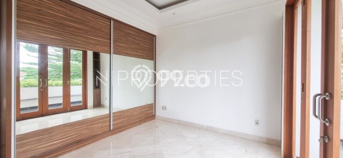 Dijual Rumah Mewah Elegan Dengan View Cantik di Pondok Indah, Jakarta Selatan Dijual Rumah Mewah Elegan Dengan View Cantik di Pondok Indah, Jakarta Selatan