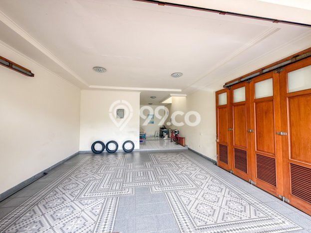 Jual Rumah Mewah Megah Dengan View Eksklusif di Tanjung Barat, Jakarta Selatan Jual Rumah Mewah Megah Dengan View Eksklusif di Tanjung Barat, Jakarta Selatan