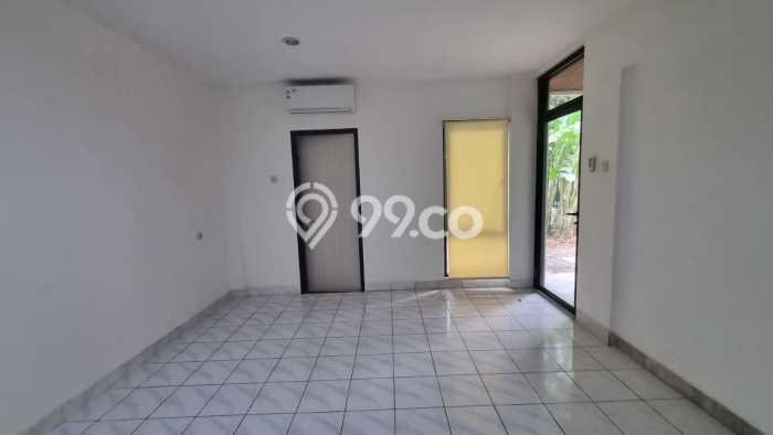 Rumah Cantik Siap Pakai Di Kebayoran Baru Luas 350m2 Lokasi Strategis Rumah Cantik Siap Pakai Di Kebayoran Baru Luas 350m2 Lokasi Strategis