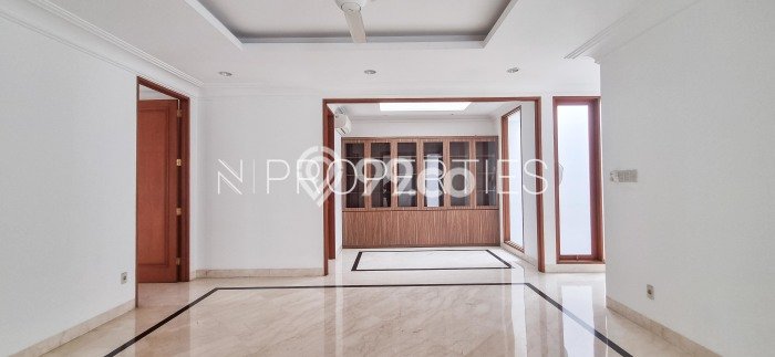 Dijual Rumah Mewah Elegan Dengan View Cantik di Pondok Indah, Jakarta Selatan Dijual Rumah Mewah Elegan Dengan View Cantik di Pondok Indah, Jakarta Selatan