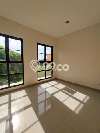 Dijual Hunian Rumah Terawat 4 KT di Suvarna Sutera, Tangerang Dijual Hunian Rumah Terawat 4 KT di Suvarna Sutera, Tangerang