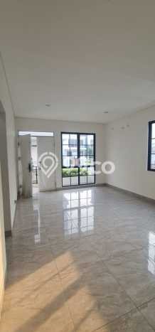Dijual Hunian Rumah Nyaman 4 Kamar di Suvarna Sutera, Tangerang Dijual Hunian Rumah Nyaman 4 Kamar di Suvarna Sutera, Tangerang