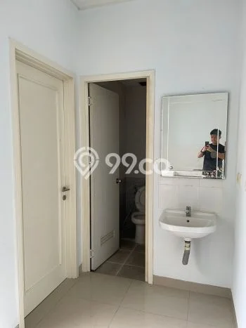 Disewakan! Rumah 2 Kamar Tidur &
1 Kamar Mandi di Suvarna Sutera, Tangerang Disewakan! Rumah 2 Kamar Tidur &
1 Kamar Mandi di Suvarna Sutera, Tangerang