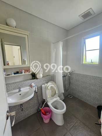 Rumah Minimalis 3 Kamar LT 180m2 di Suvarna Sutera Rumah Minimalis 3 Kamar LT 180m2 di Suvarna Sutera