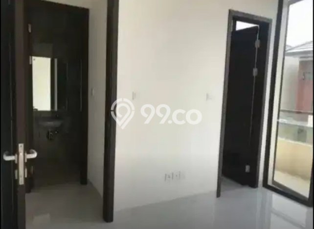 Rumah Modern 4 Kamar LT 106m2 di Suvarna Sutera Rumah Modern 4 Kamar LT 106m2 di Suvarna Sutera