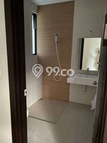 Rumah Luas Asri 3 KT Siap Huni di Suvarna Sutera Tangerang Rumah Luas Asri 3 KT Siap Huni di Suvarna Sutera Tangerang