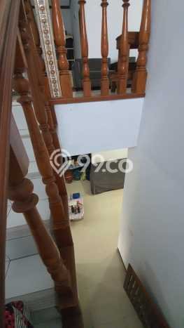 Rumah Elit Modern Tanpa Renovasi di Meruya Jakarta Barat Rumah Elit Modern Tanpa Renovasi di Meruya Jakarta Barat