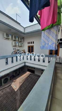 Rumah Elit Modern Tanpa Renovasi di Meruya Jakarta Barat Rumah Elit Modern Tanpa Renovasi di Meruya Jakarta Barat