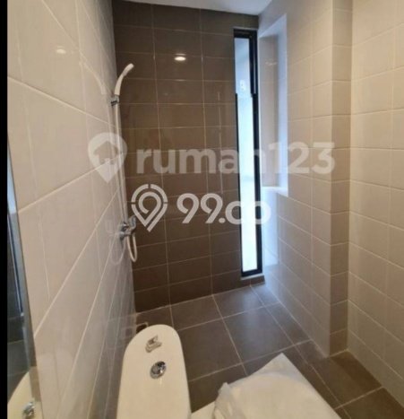 Rumah Luas Asri 3 KT Siap Pakai di Suvarna Sutera Tangerang Rumah Luas Asri 3 KT Siap Pakai di Suvarna Sutera Tangerang